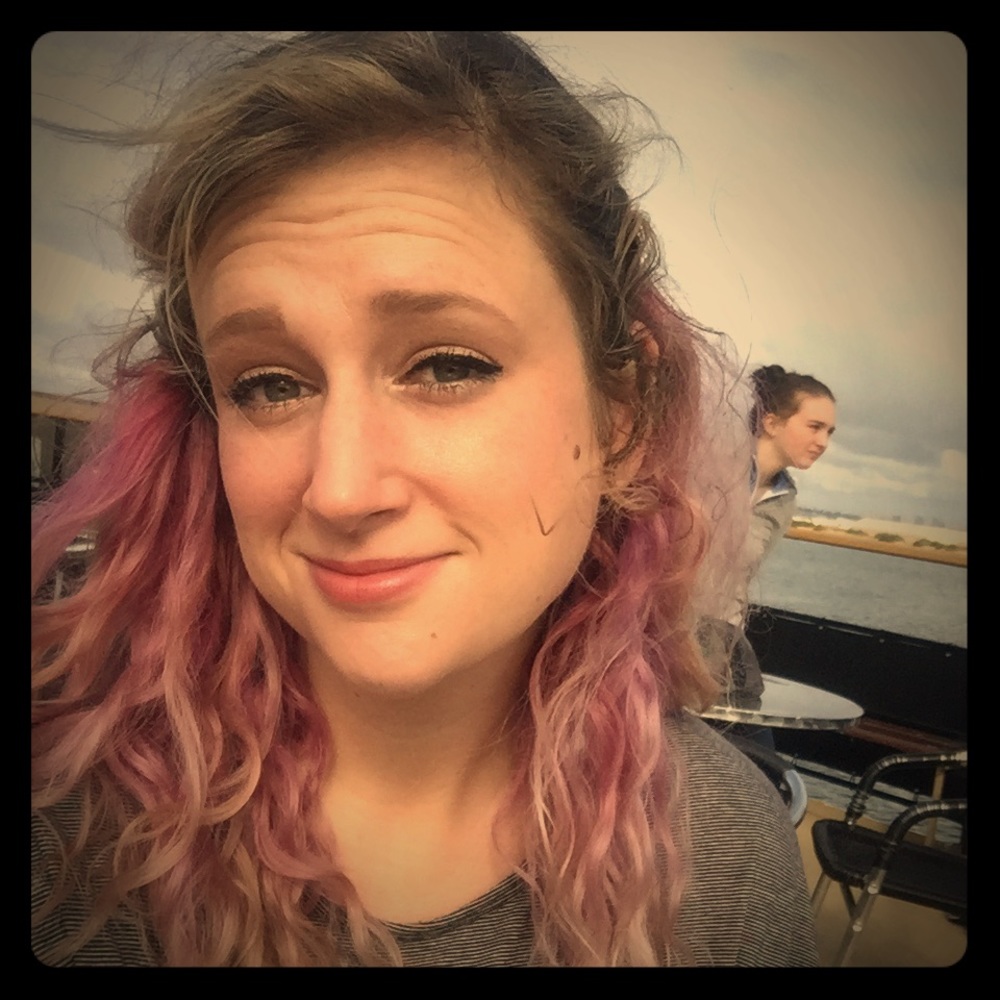 Meet your Posher, Natasha - Picture 1 of 1